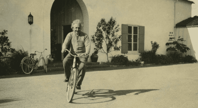 Is String Theory a Failed Model?